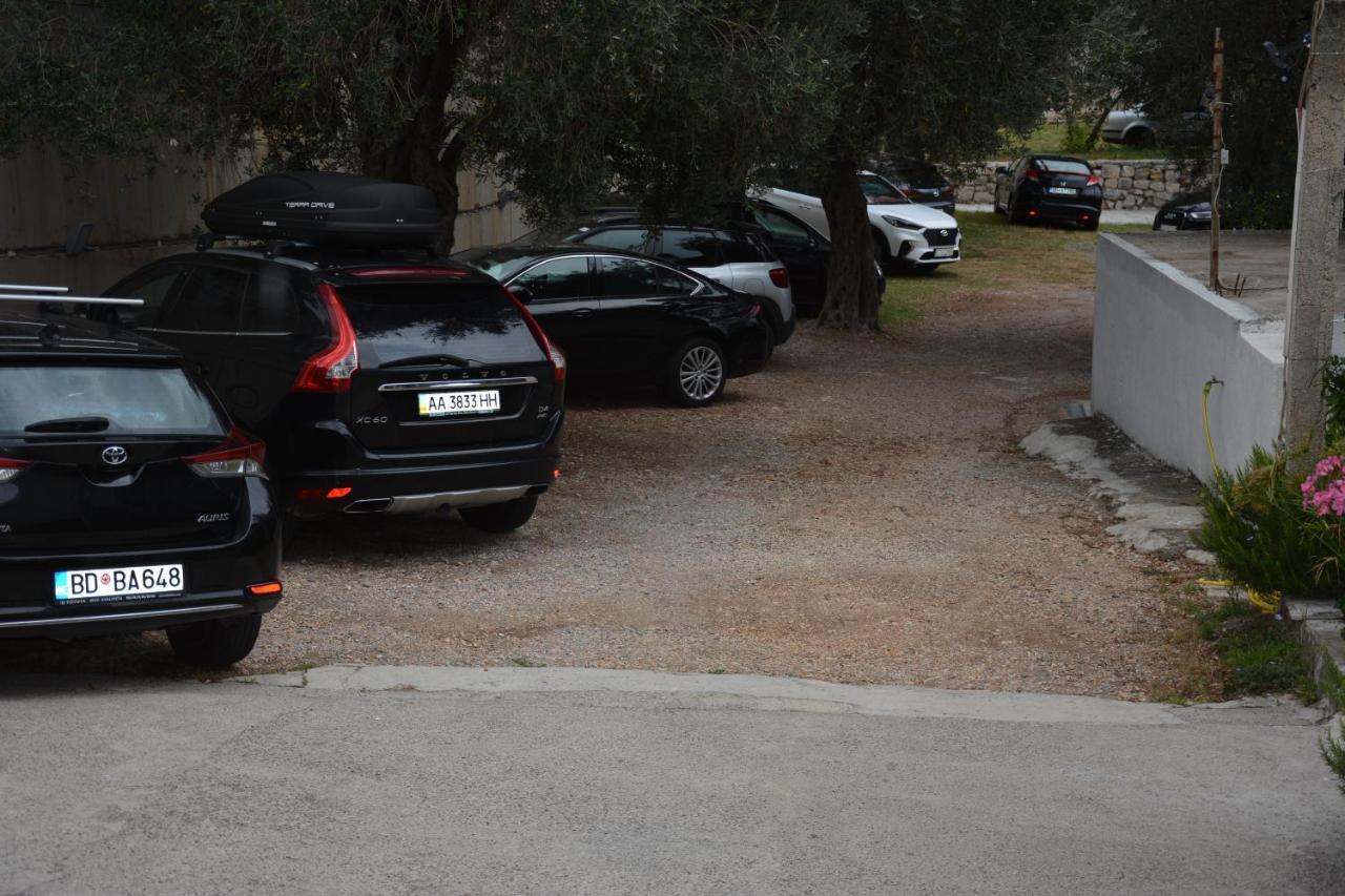 Apartments Djedovic 2 Petrovac Exterior foto