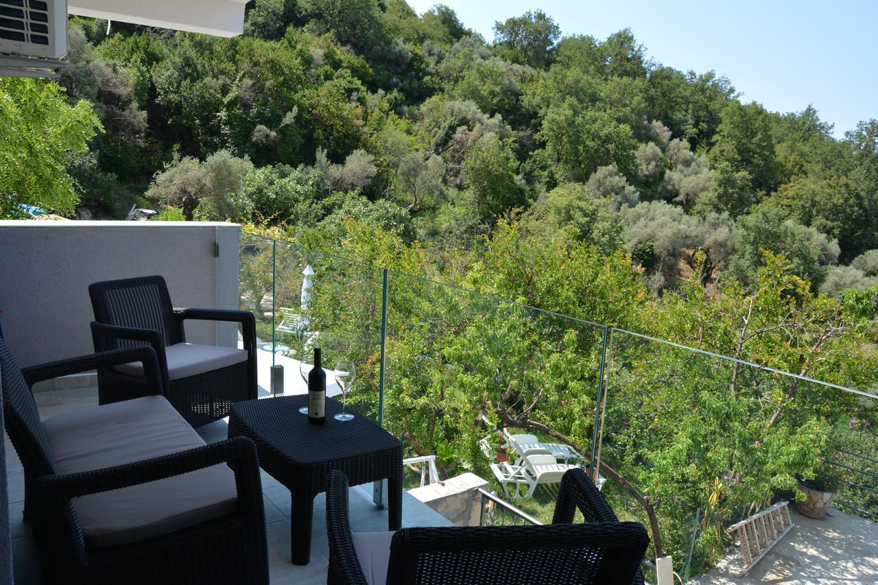 Apartments Djedovic 2 Petrovac Exterior foto