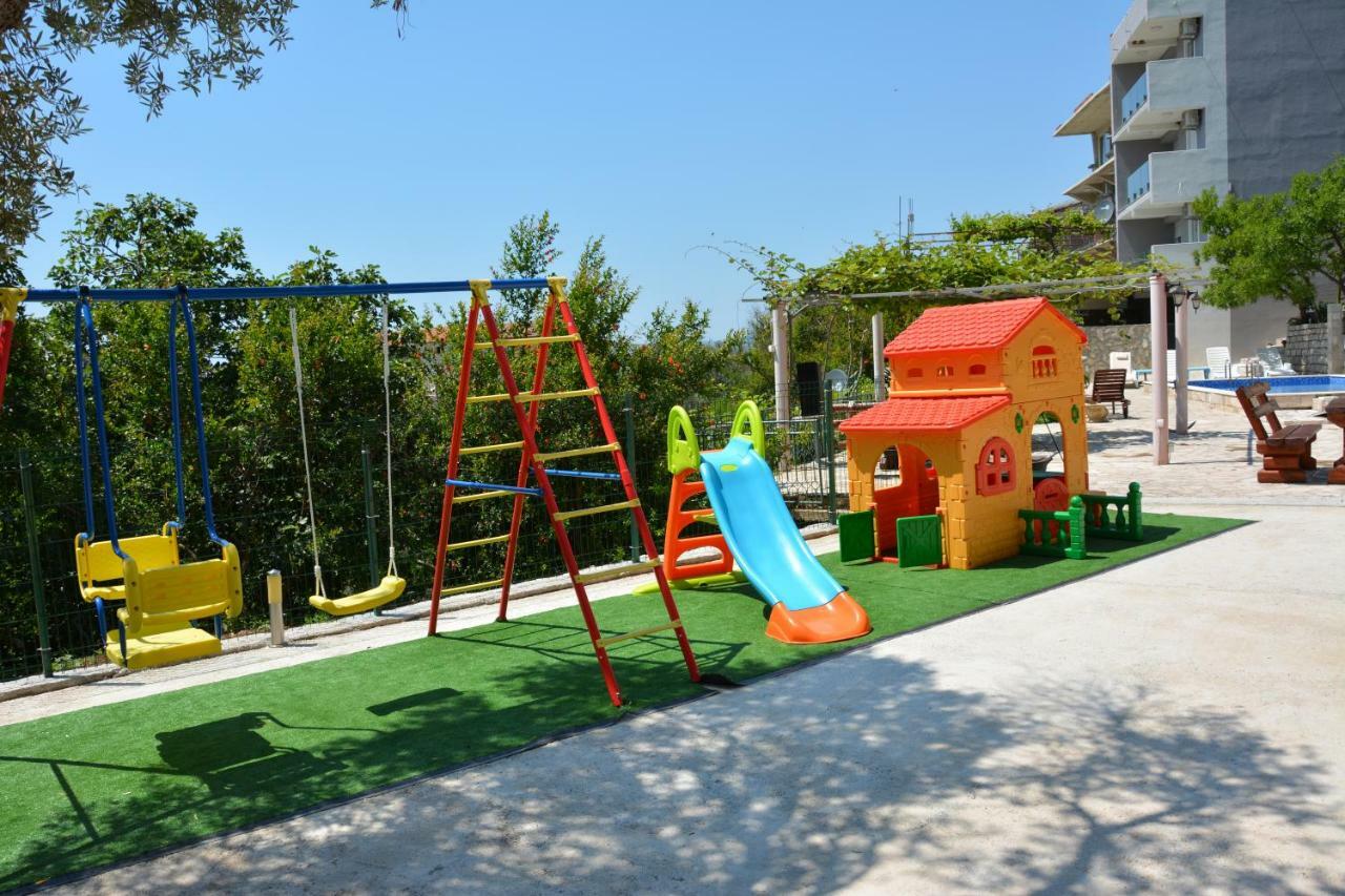 Apartments Djedovic 2 Petrovac Exterior foto